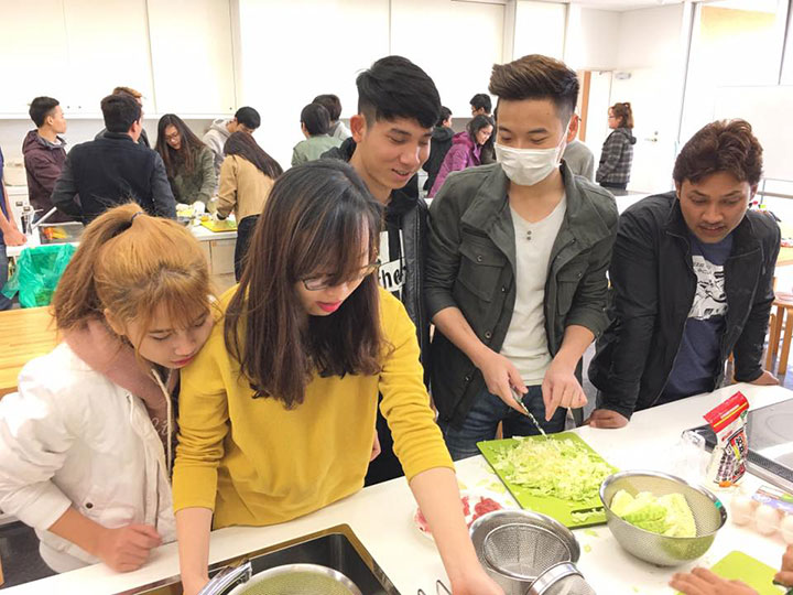 Hình ảnh du học sinh Hamawari bên Nhật